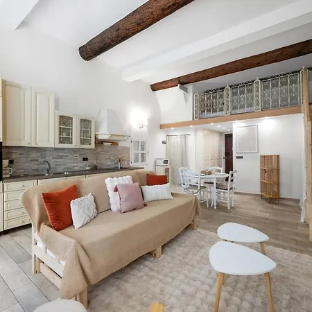 Evasion A Menton, Vieille Appartement Menton