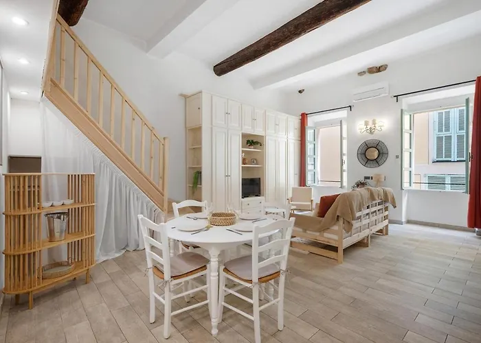 Apartment Evasion A Menton, Vieille *