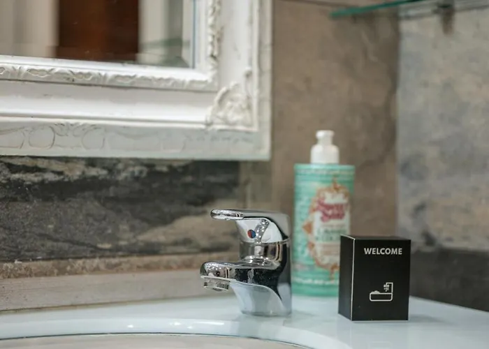 évasion à Menton, Vieille Appartamento