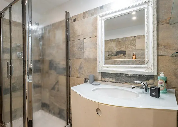 Apartment Evasion A Menton, Vieille *